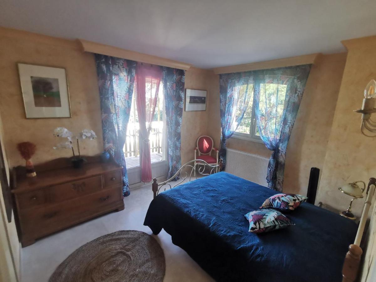 Bed and Breakfast Tikazela - Domaine Ombre Et Lumiere Saint-Jean-de-Muzols Exterior foto