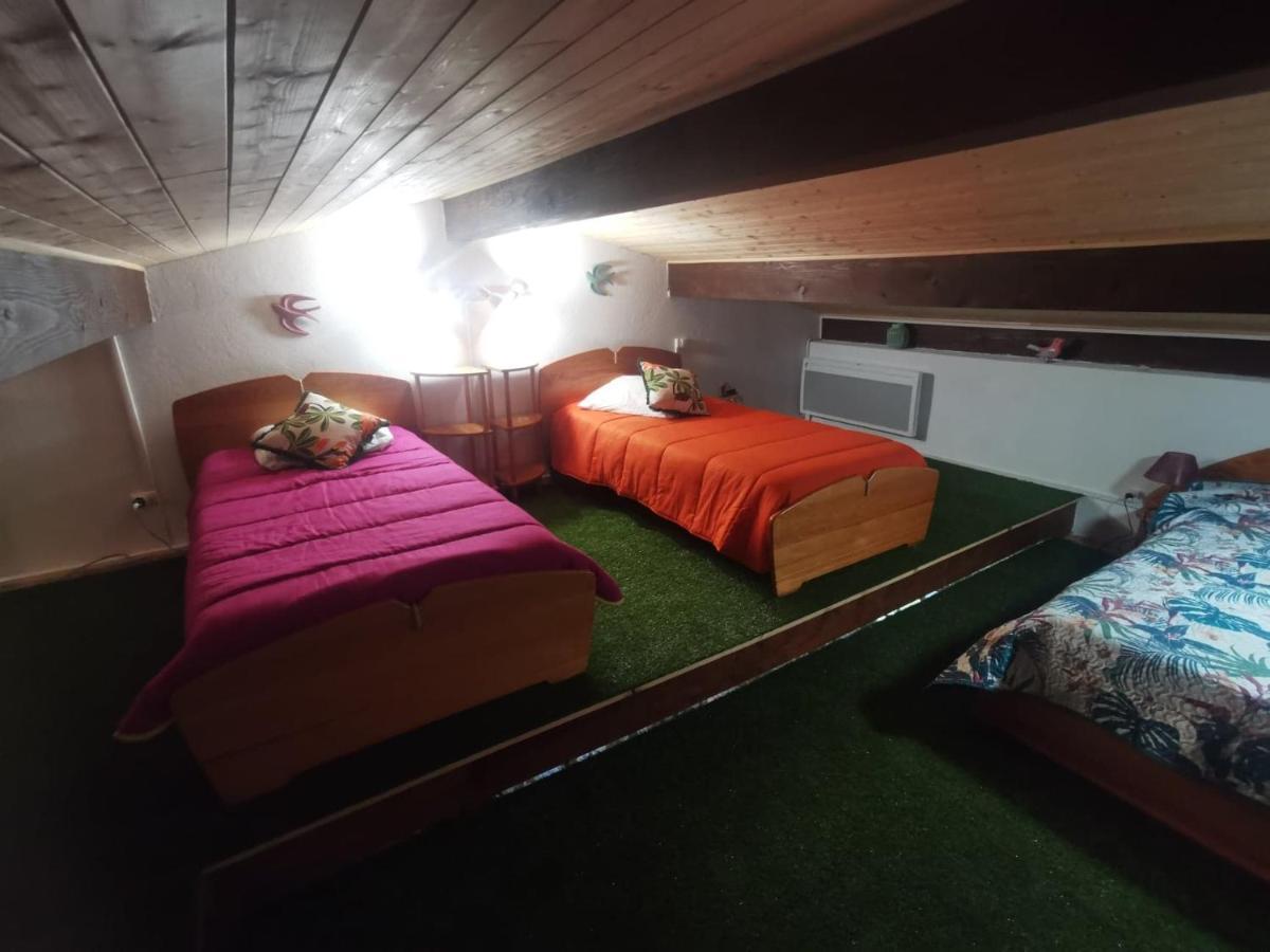 Bed and Breakfast Tikazela - Domaine Ombre Et Lumiere Saint-Jean-de-Muzols Exterior foto